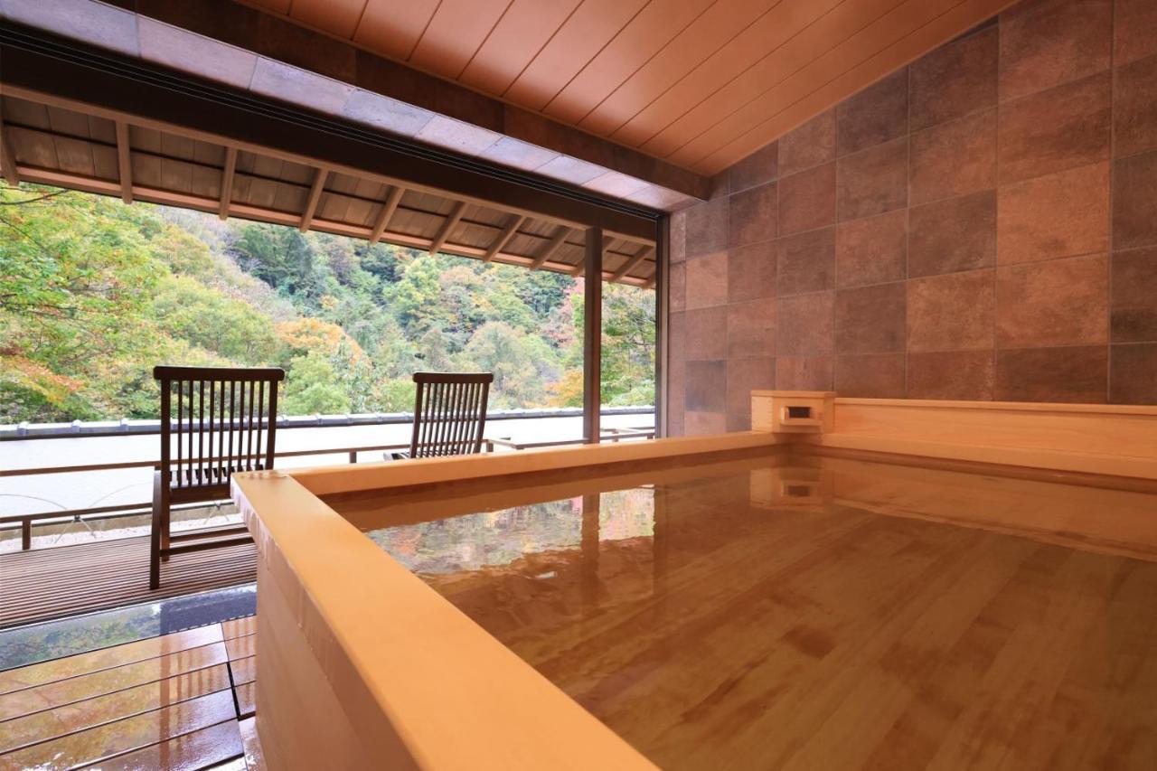 Hotel Fujiiso (Adults Only) à Takayama  Extérieur photo