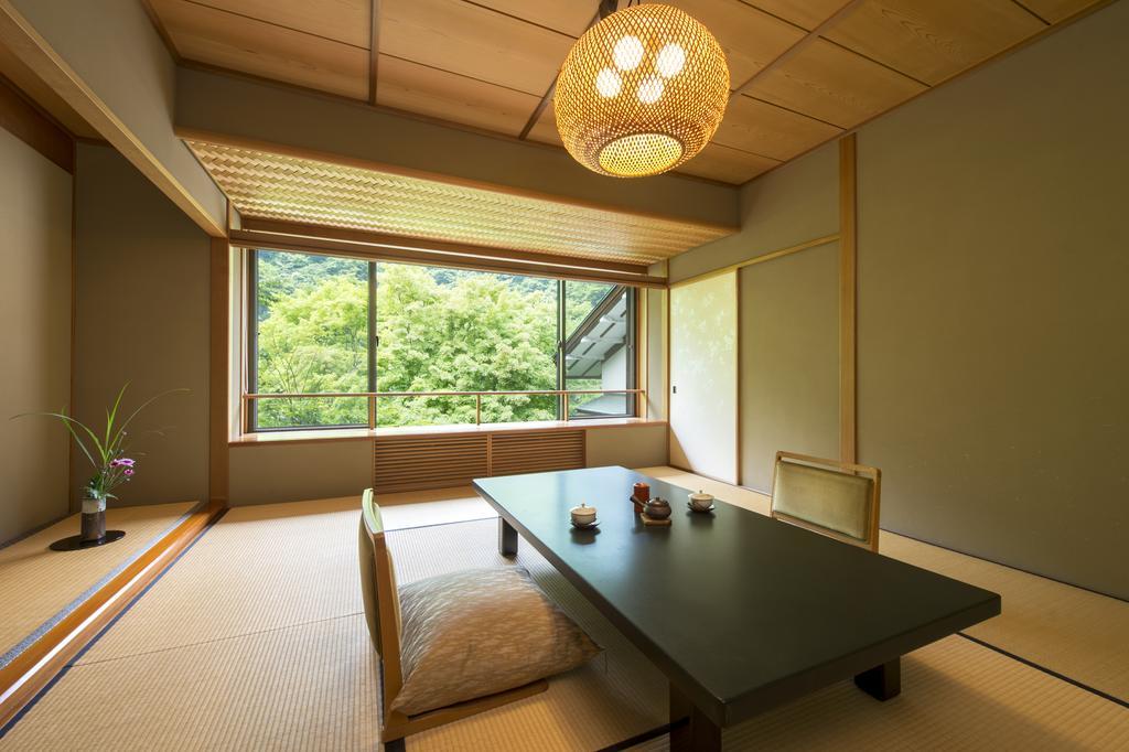 Hotel Fujiiso (Adults Only) à Takayama  Extérieur photo