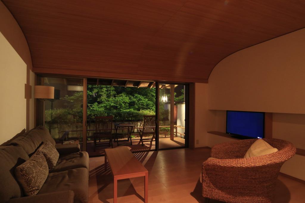 Hotel Fujiiso (Adults Only) à Takayama  Extérieur photo