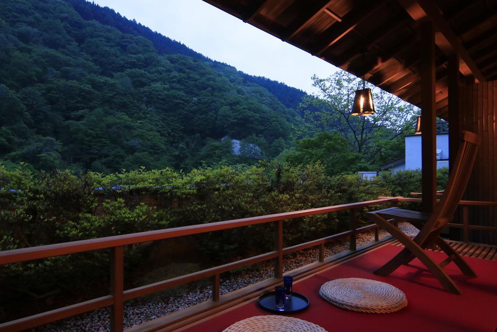 Hotel Fujiiso (Adults Only) à Takayama  Extérieur photo