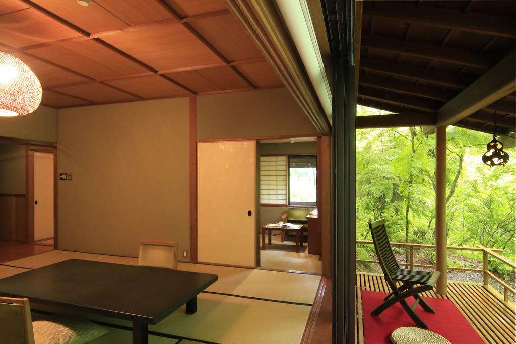 Hotel Fujiiso (Adults Only) à Takayama  Extérieur photo