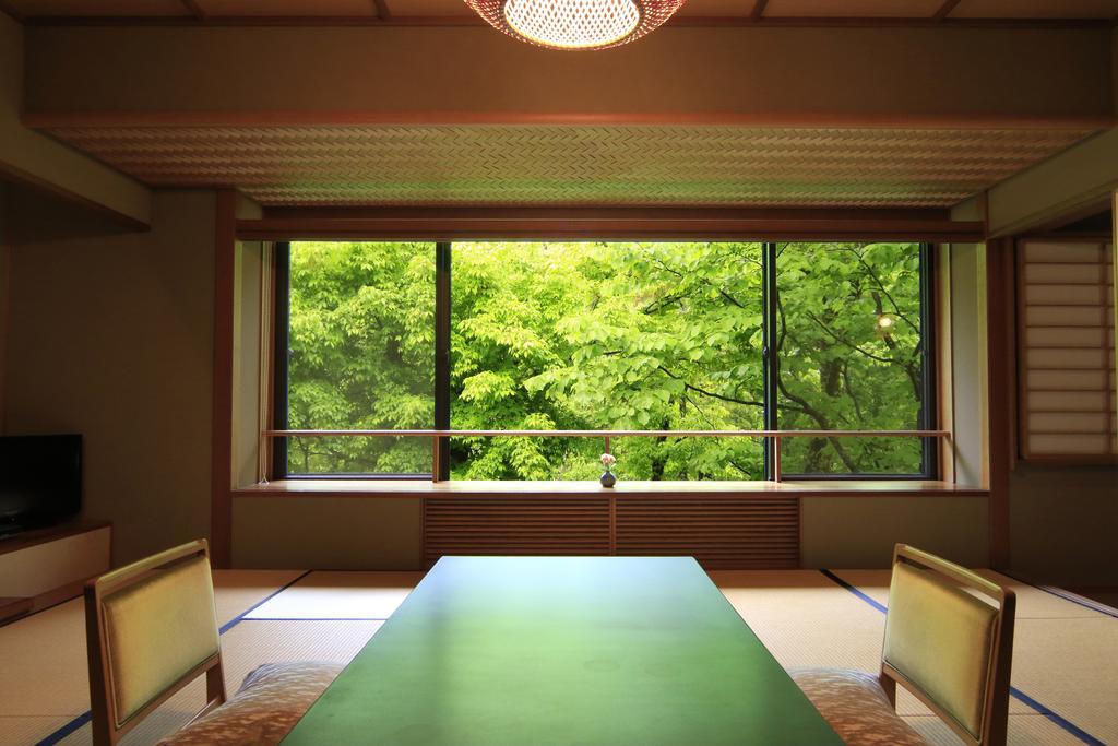 Hotel Fujiiso (Adults Only) à Takayama  Extérieur photo