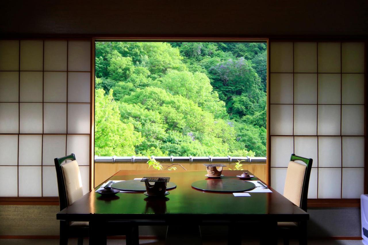Hotel Fujiiso (Adults Only) à Takayama  Extérieur photo